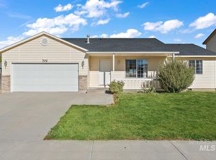702 S Valley Dr, Nampa, ID 83686