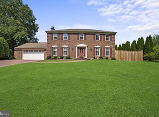 2582 Plum Tree Ct, Vienna, VA 22181