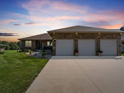 2917 Wyatt Dr NE, North Liberty, IA, 52317