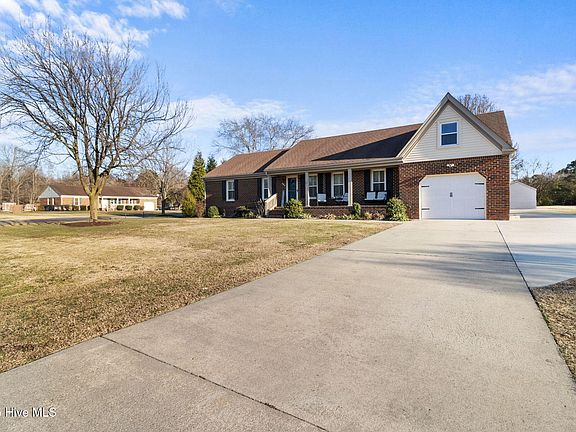 2nd image of 112 Alder Lane