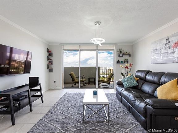 3rd image of 2780 NE 183rd St APT 1611