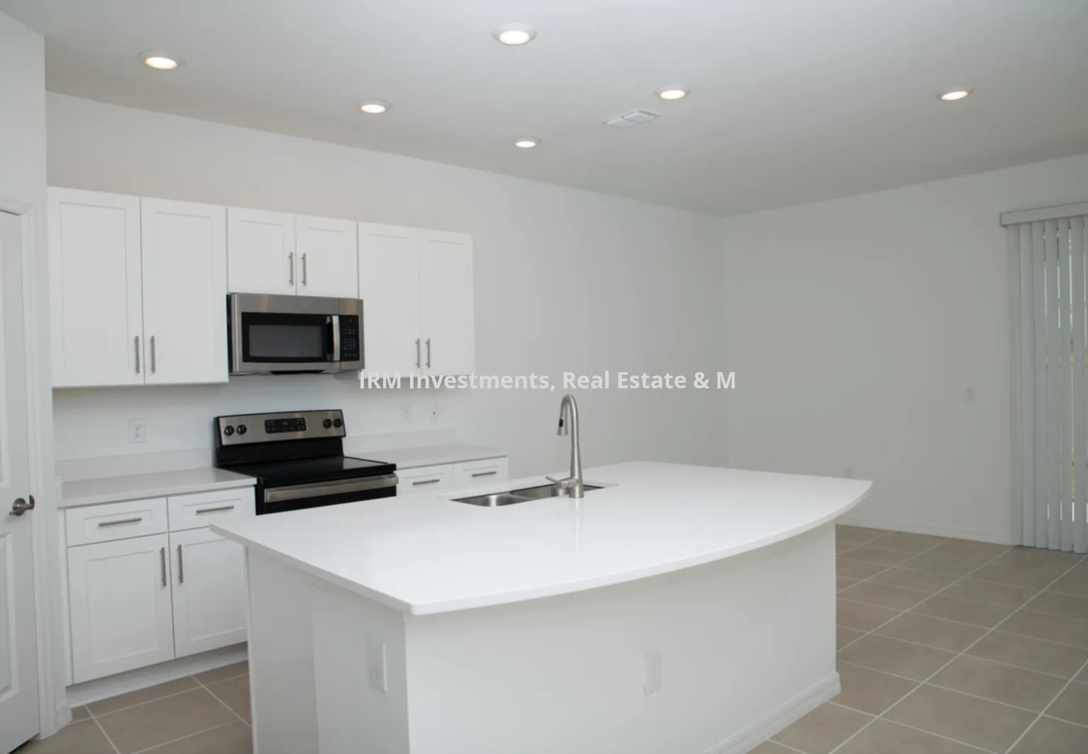 3 bed, 2.5 bath, $1,975 — Photo 4