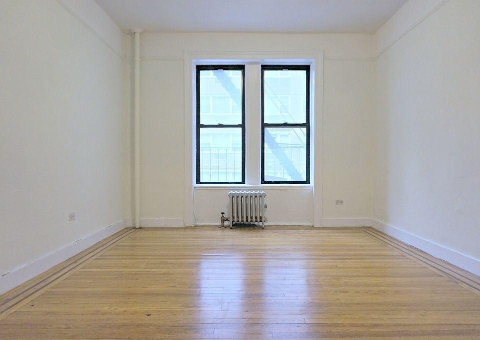 1st image of 142 E 27th St APT 2E
