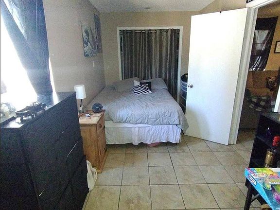 3rd image of 516 S Almendra St #520-S
