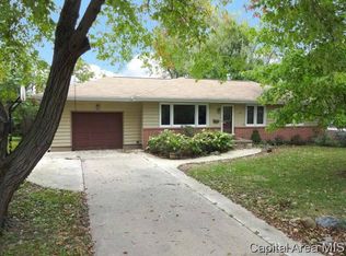 2005 Fairway Dr, Springfield, IL 62704