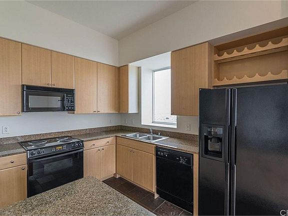 4th image of 488 E Ocean Blvd Unit 1616