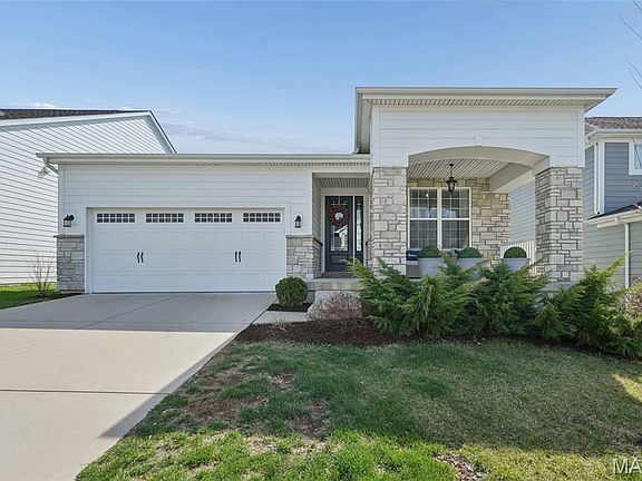 2nd image of 2472 Grover Ridge Dr