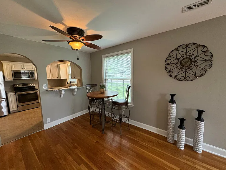 1024A Mitchell Rd — Photo 28