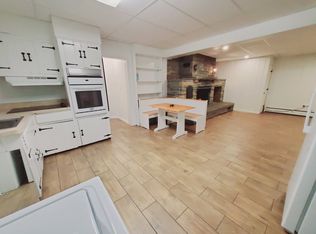 47 Whitmore Ln APT 1, Stamford, CT 06902