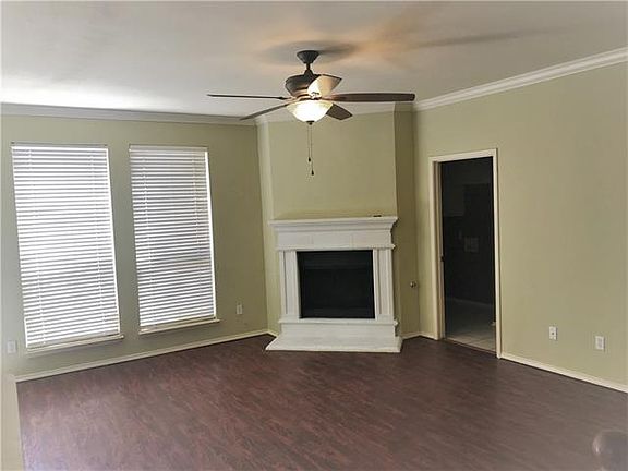 3rd image of 3417 Denver Dr