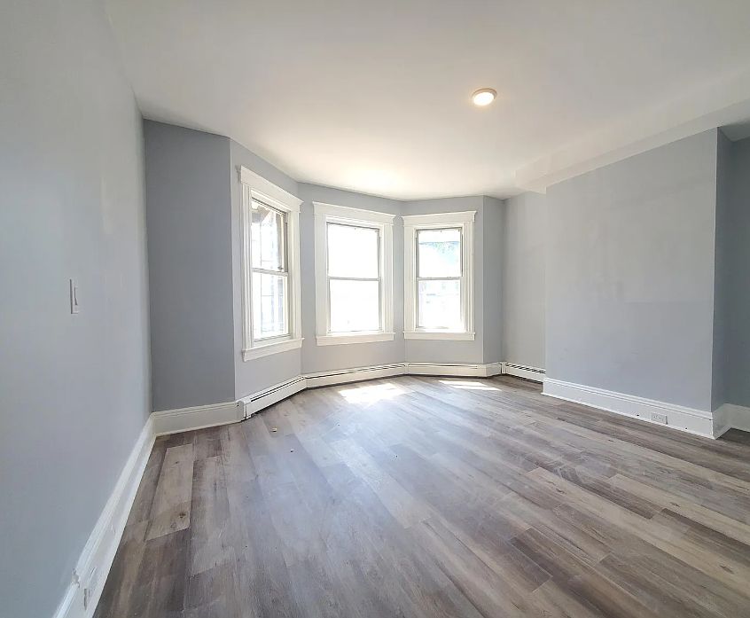 1st image of 104 Fulton Ave Floor 2