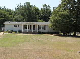 211 Kathleen Rd, Lillington, NC 27546