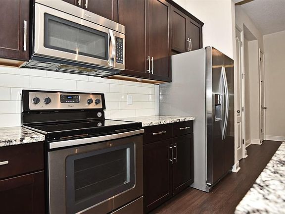 5th image of 2608 Lobelia Dr