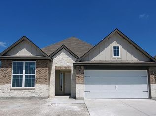 1442 Lake Ridge Dr, Brenham, TX 77833