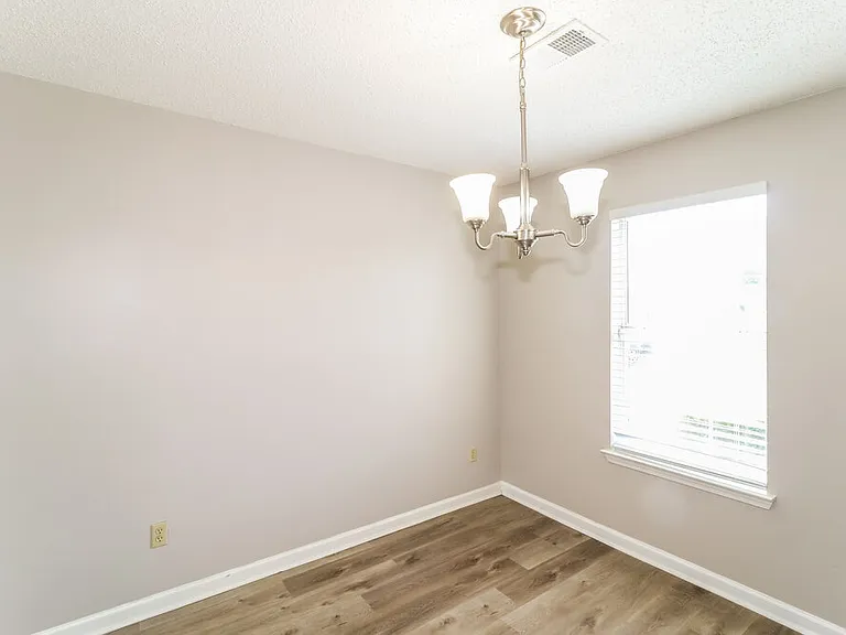 6997 Luxor Ln — Photo 7