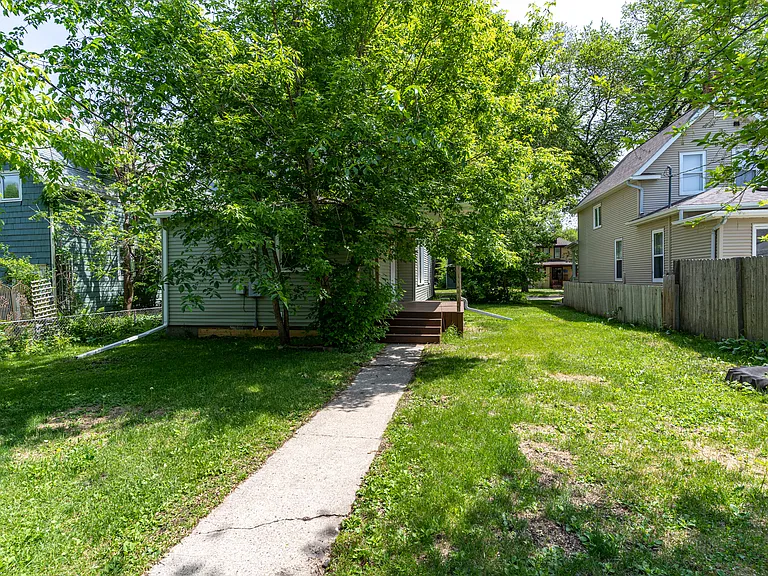 514 Cherry St — Photo 5
