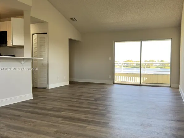 3421 NW 44th St APT 204, Oakland Park, FL 33309