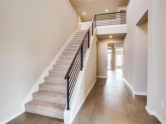 3rd image of 5052 Statesman Ln