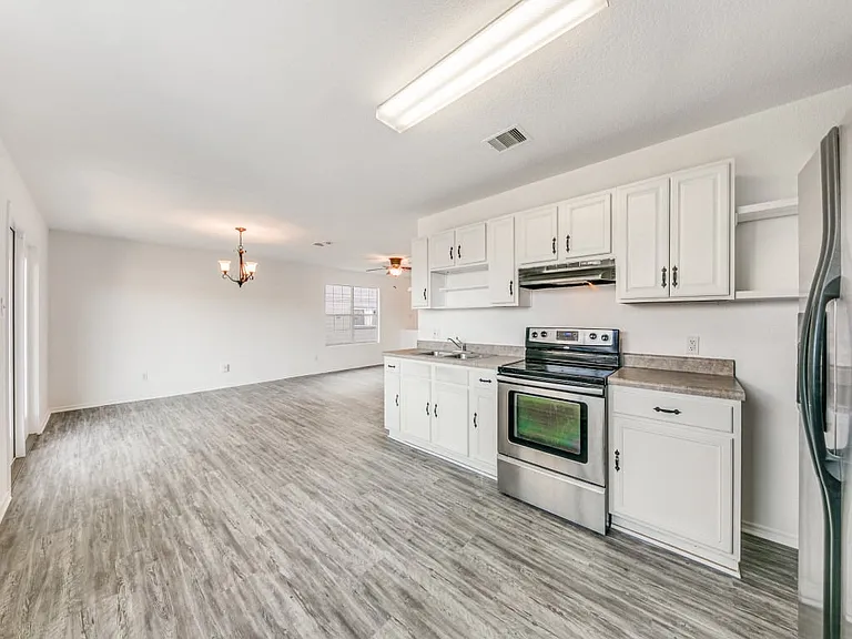 7315 Booker Bay — Photo 5