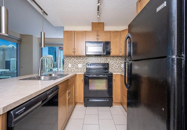 1320 1st St SE #1807 — Photo 8