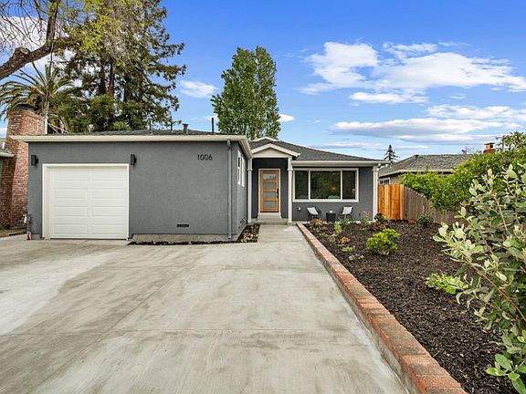 2nd image of 1006 8th Ave