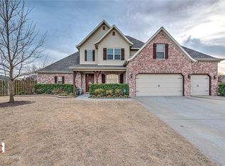 6509 S 38th St, ROGERS, AR 72758