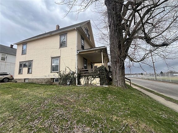 3rd image of 22 Union St