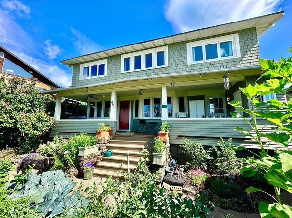 412 E Jewett Blvd