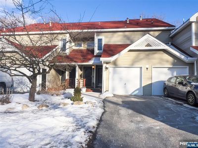 18 Pine Hollow Ct, Oak Ridge, NJ, 07438