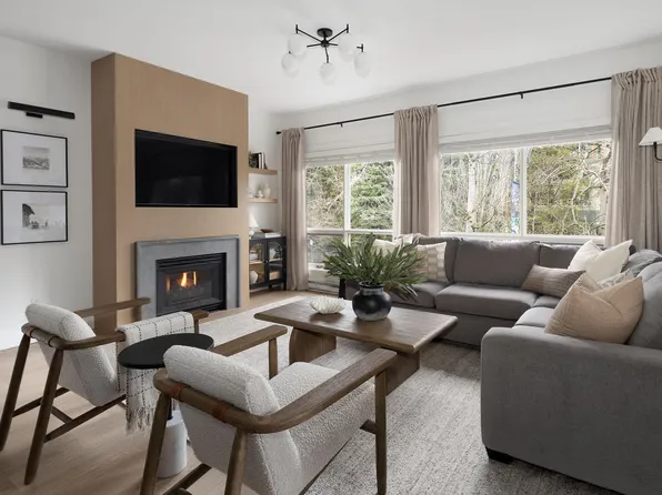 4365 Northlands Blvd #208, Whistler, BC V8E 1C4