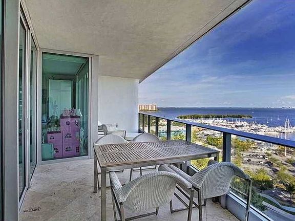 5th image of 2627 Bayshore Dr #1606