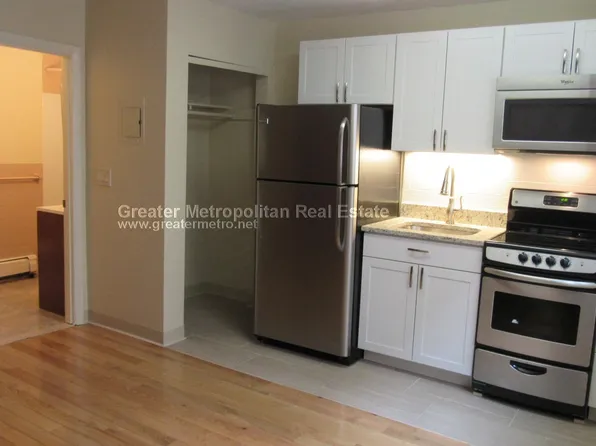 5 Charter St APT 1, Boston, MA 02113