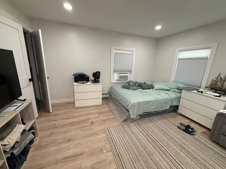 157 Pleasure Ave — Photo 6