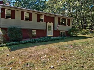 125 Paweda Hl, Swiftwater, PA 18370