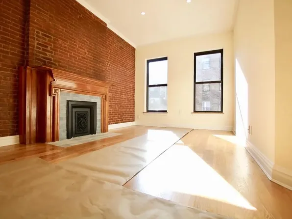 122 West 75th Street image 1 of 6