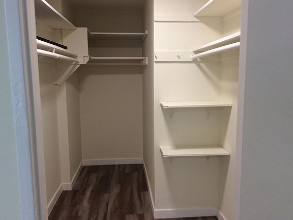 5th image of 210 N Clark Dr #3