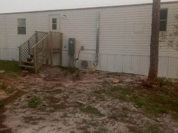 2nd image of 208 E Maxanna Blvd