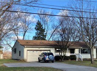 2845 Lockport Rd, Sanborn, NY 14132