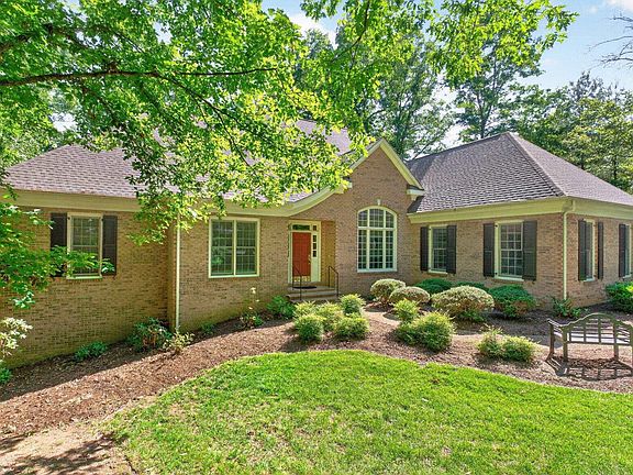 5th image of 3225 Prestwick Pl