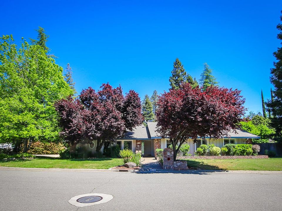 1st image of 109 Gold Creek Cir
