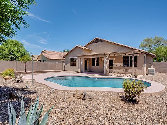 2nd image of 4363 E Torrey Pines Ln