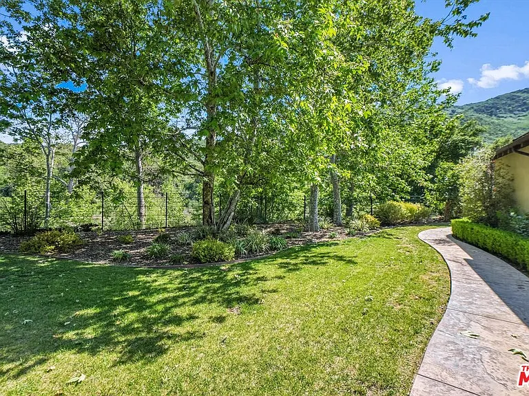 29734 Mulholland Hwy — Photo 48