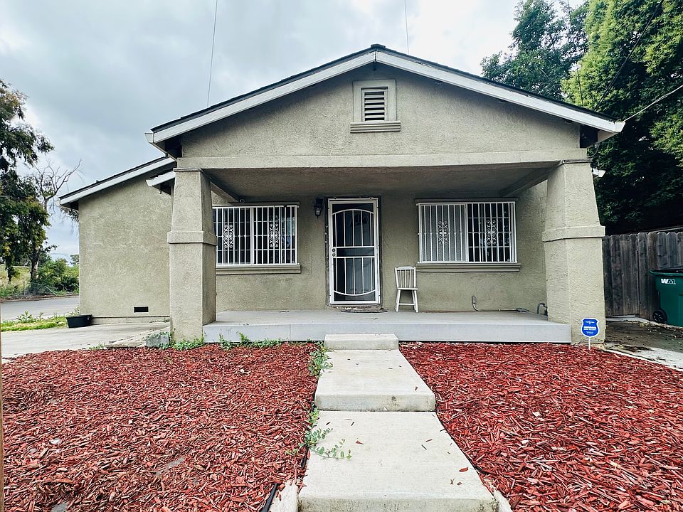 1st image of 1027 S Garden Ave
