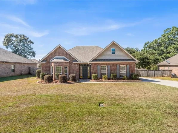 1262 Selby Phillips Dr, Mobile, AL 36695