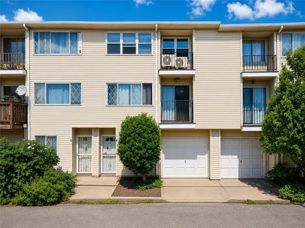 11 Mosel Loop, Staten Island, NY 10304