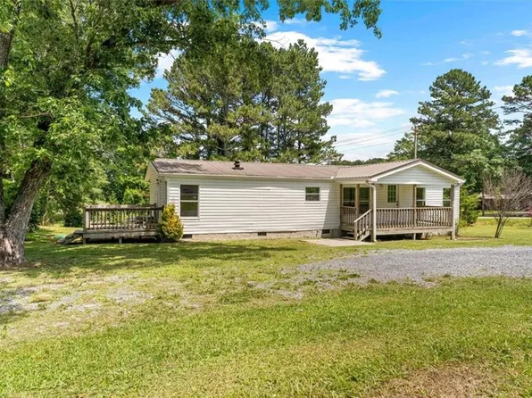 109 Webb Dr NE, Calhoun, GA 30701