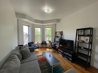 2920 W Shakespeare Ave, Chicago, IL 60647