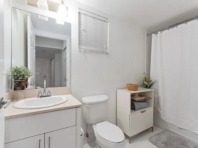8888 Collins Ave #115 — Photo 16
