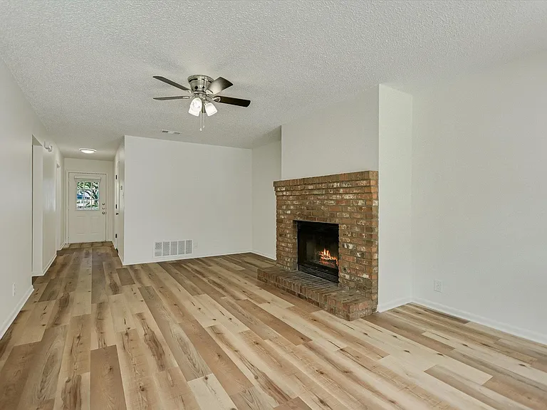 6103 Hill Forest Dr #B — Photo 3