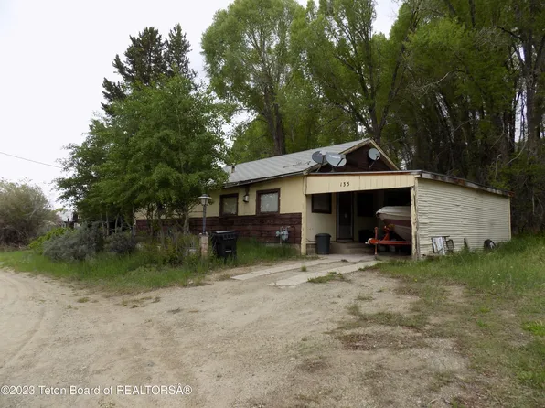 135 S Canal St, Pinedale, WY 82941
